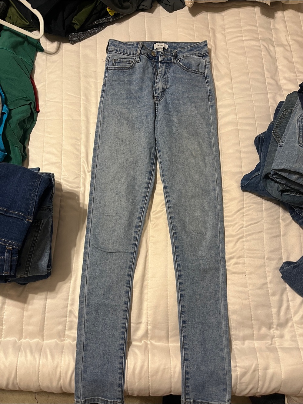 Forever 21 Light Wash High-Rise Skinny Jeans